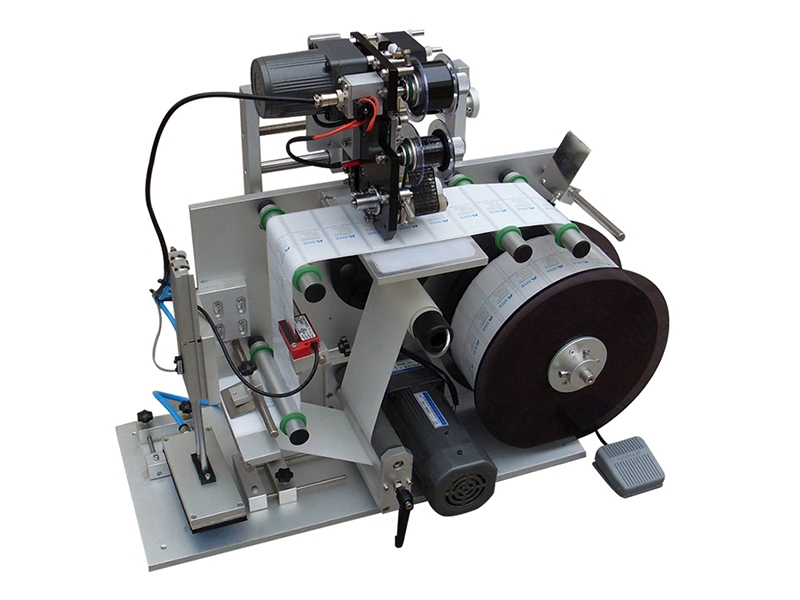 平面貼標機工作原理